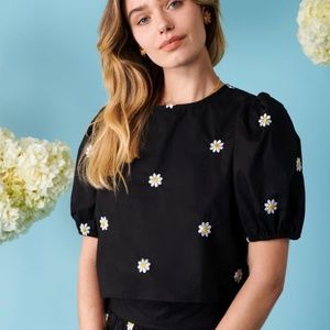 Sister Jane Dear Daisy Embroidered Crop Top M